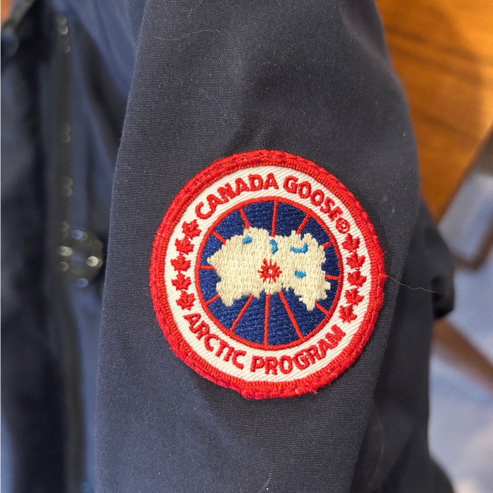 Canada Goose Navy Parka - Picture 8 of 8